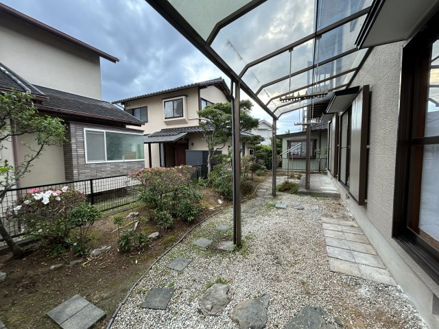 光が丘４丁目戸建ての庭