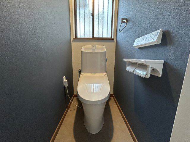光が丘４丁目戸建てのトイレ