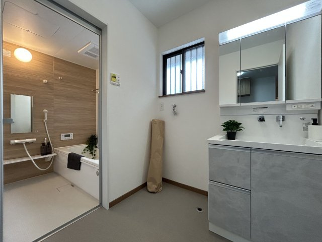 光が丘４丁目戸建ての洗面所