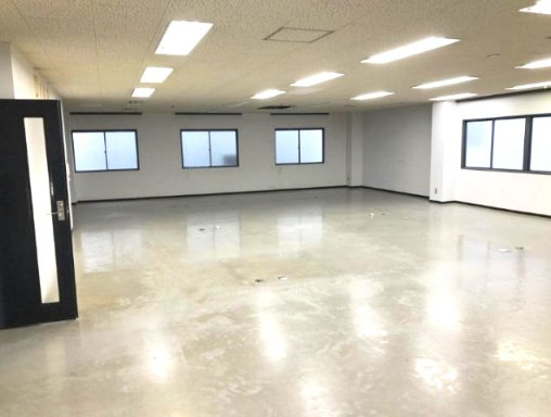 川田４丁目倉庫の内装