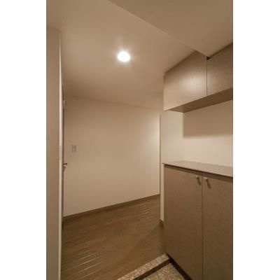 ハイクラッセ日本橋浜町の玄関|落ち着いた玄関です
