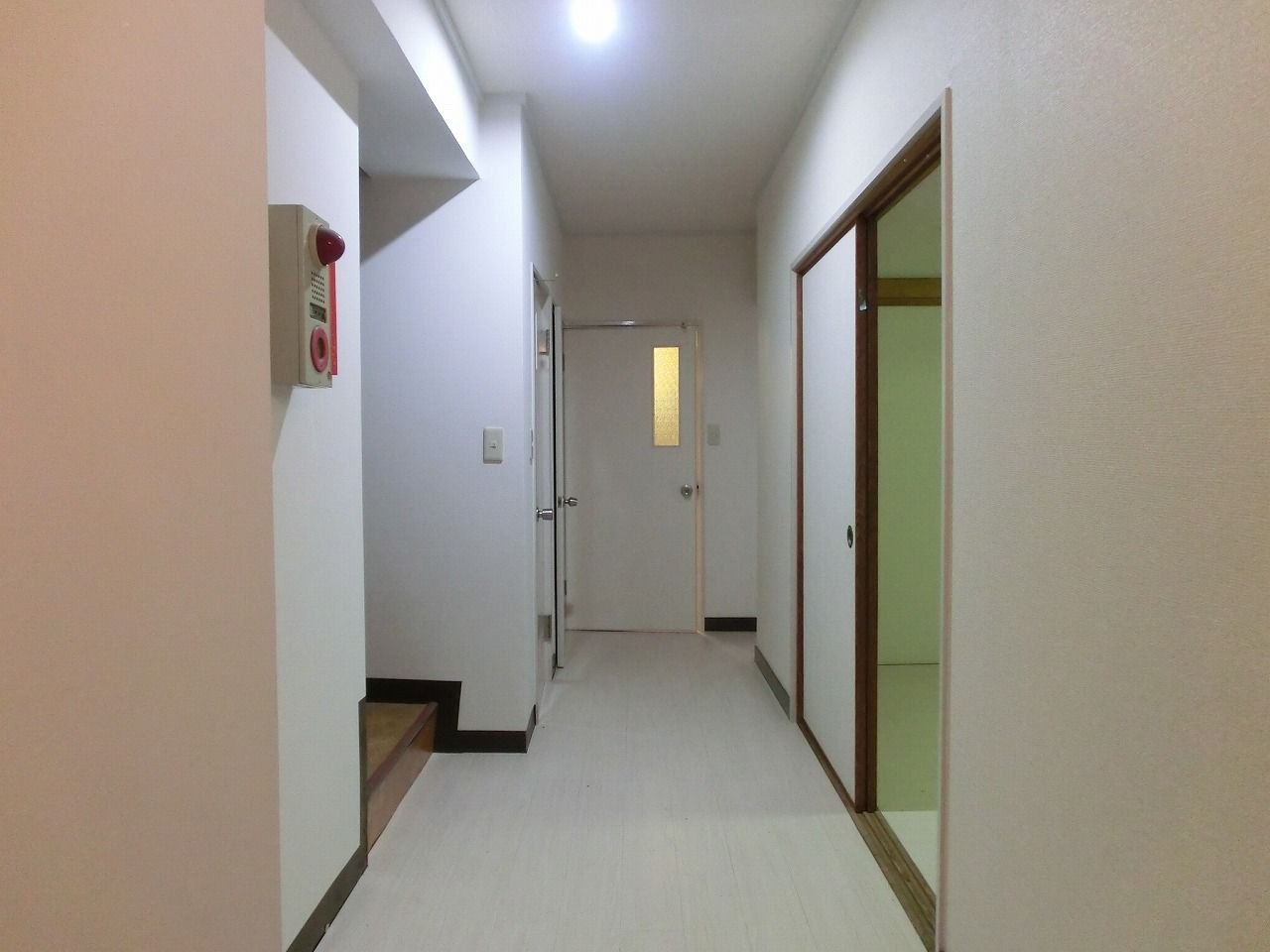 永田ビルの玄関|ゆったりとした玄関です