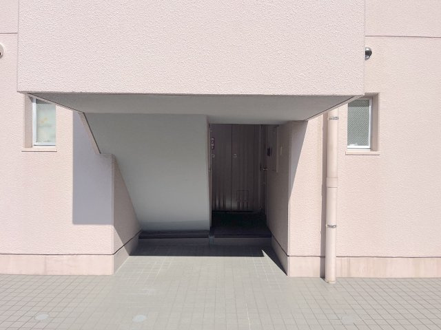 グランピア今宿のエントランス