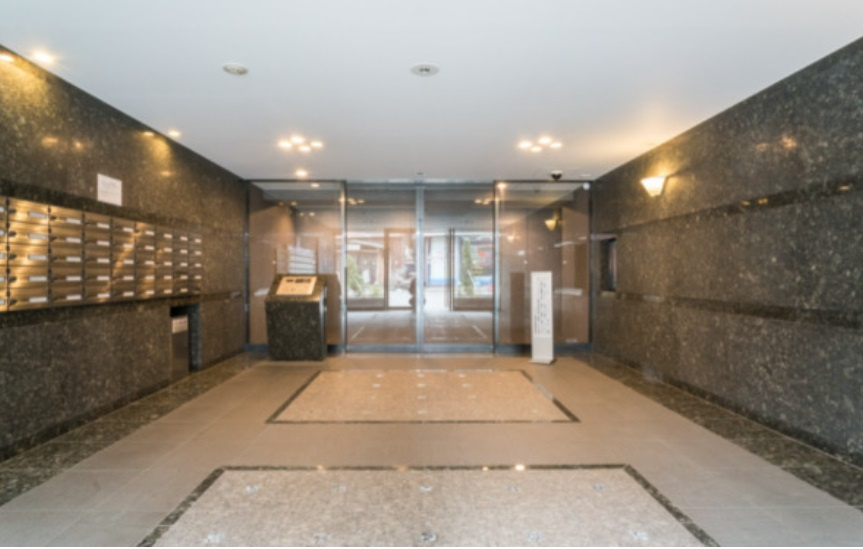 ルーブル東蒲田参番館のエントランス