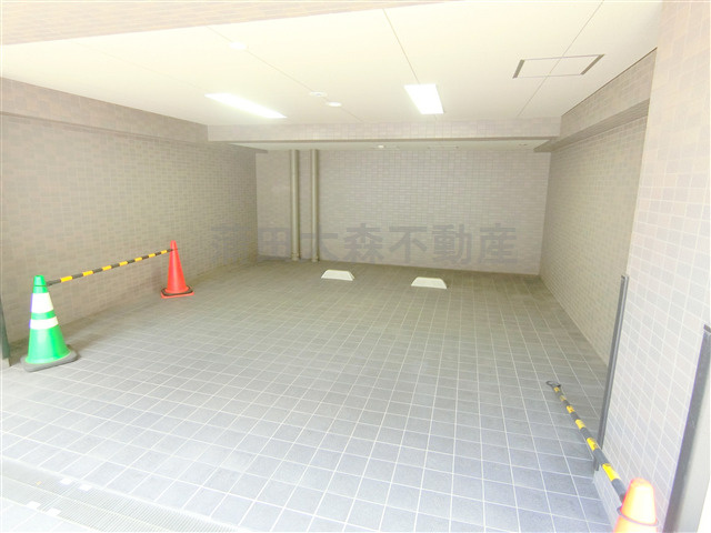 ルーブル東蒲田参番館の駐車場|敷地内平置き駐車場　空き状況等詳細はお問合せ下さい。