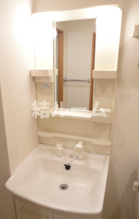 北区中十条２丁目の賃貸マンションの洗面所