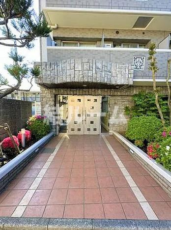 豊島区千早１丁目の賃貸マンションのエントランス