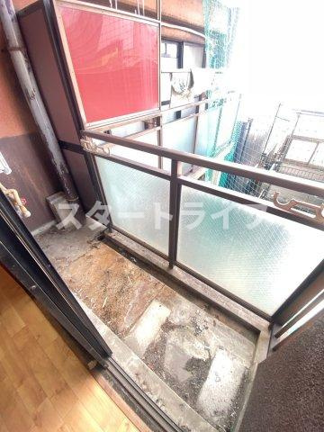 大阪市淀川区十三元今里１丁目の賃貸マンションのバルコニー