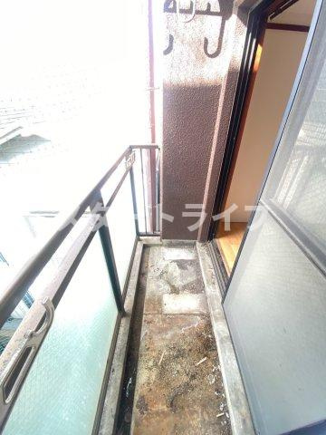 大阪市淀川区十三元今里１丁目の賃貸マンションのバルコニー