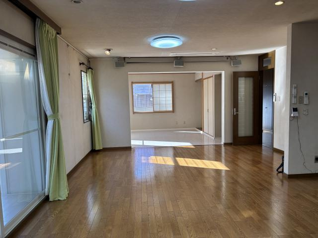 【居間・リビング】