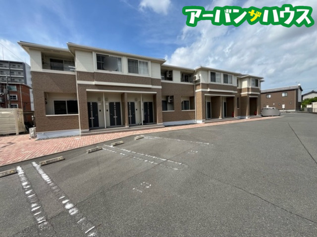 メゾン・エスポワールの駐車場