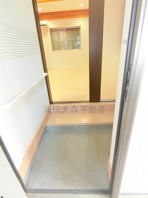 大田区田園調布１丁目住宅の玄関|玄関　