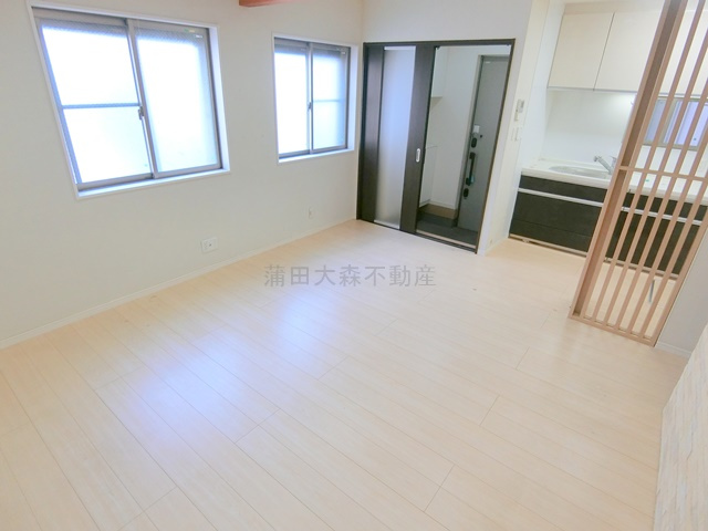 大田区田園調布１丁目住宅の居間・リビング