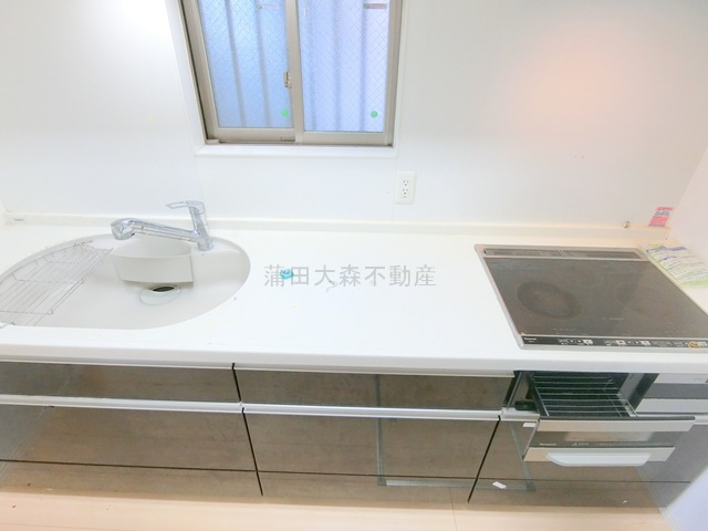 大田区田園調布１丁目住宅のキッチン