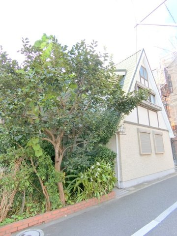 大田区田園調布１丁目住宅の外観