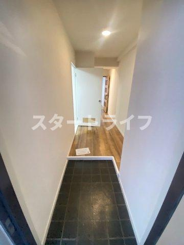 大阪市淀川区西宮原１丁目の賃貸マンションの玄関