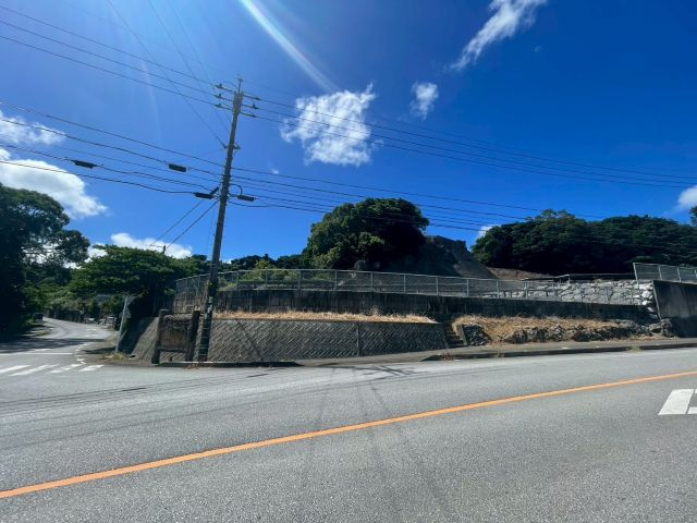 今帰仁村湧川の外観