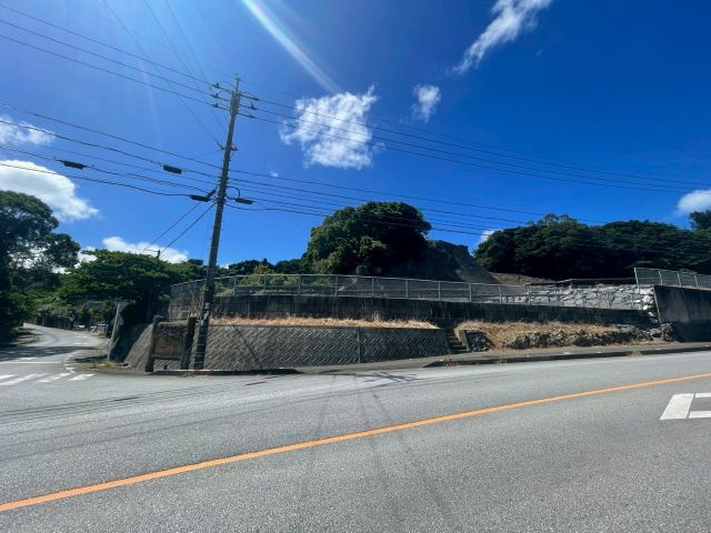今帰仁村湧川の外観