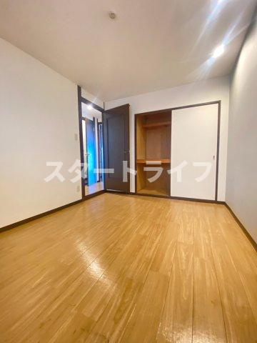大阪市淀川区加島３丁目の賃貸マンションの収納