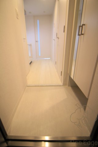 エスリードレジデンス大阪福島イーストの玄関