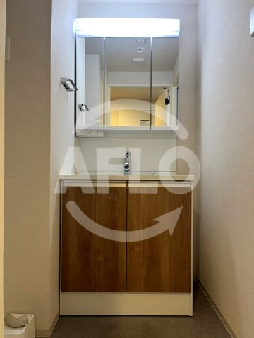 スプランディッド梅田北の独立洗面台|スプランディッド梅田北　独立洗面台
