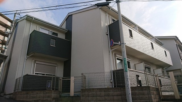 グリーンコートの外観