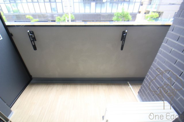 エスリード大阪STATIONのバルコニー