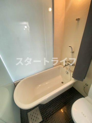 大阪市淀川区西中島６丁目の賃貸マンションの浴室