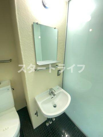 大阪市淀川区西中島６丁目の賃貸マンションの洗面所