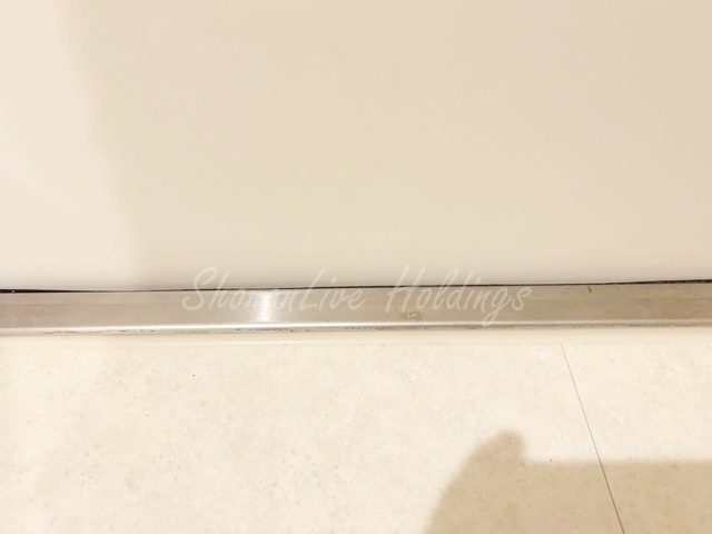 リブリ・大和南の玄関