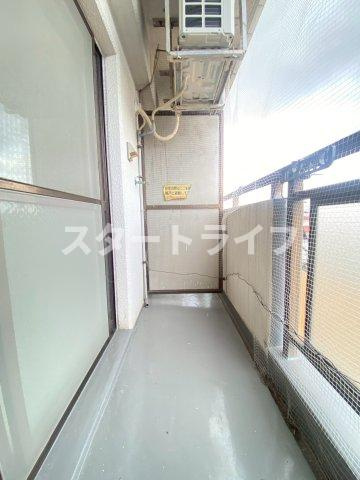 大阪市淀川区田川２丁目の賃貸マンションのバルコニー