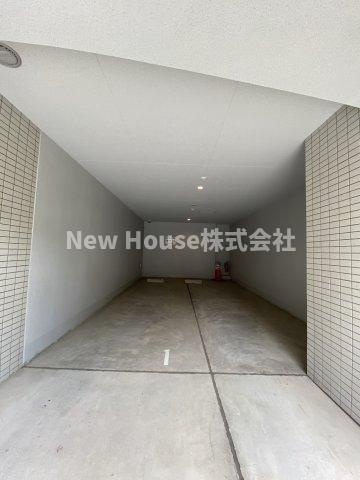 スカイコート板橋大山の駐車場
