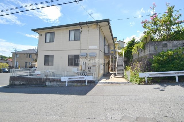 サニーハイツ岩原の外観
