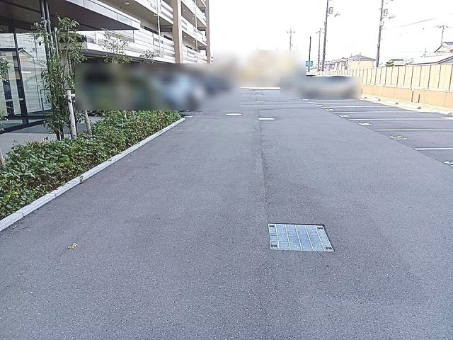 アルファスマート南国Ⅲの駐車場|駐車場があるので、車を買う予定の方も安心です