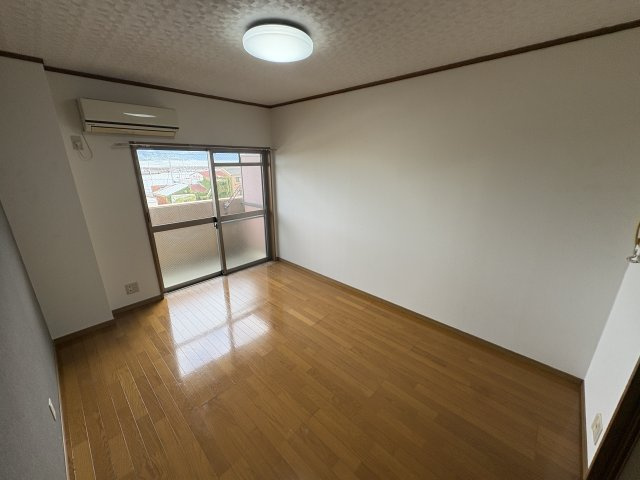 ポコアポコ明石鍛冶屋町三番館の居間・リビング