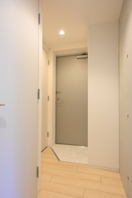 カルージュ要町の玄関