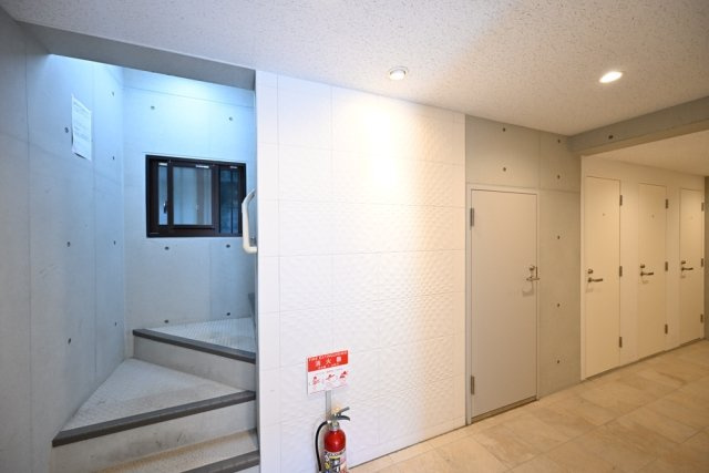 カルージュ要町のロビー