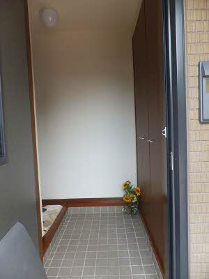 グランバリエ己斐B棟の玄関