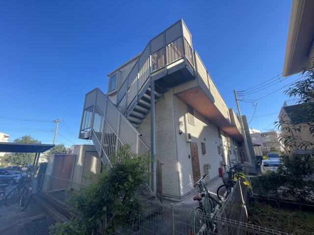 ベルクルールの外観