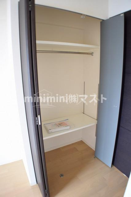 レジュールアッシュ難波ＬＵＸＥの収納