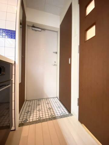 【玄関】 | ORIENT BLD No.54 Wes-project 博多駅南