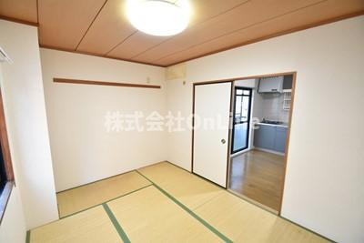 八尾市本町５丁目の賃貸マンションの寝室