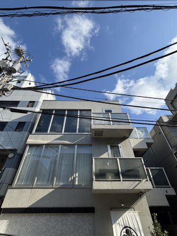 Frame西麻布　3Fの外観