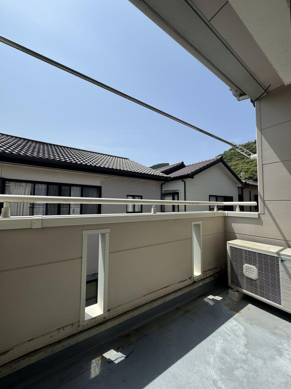 高知市神田　中古住宅のバルコニー