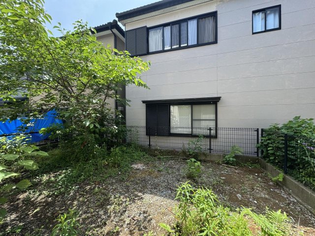 高知市神田　中古住宅の庭