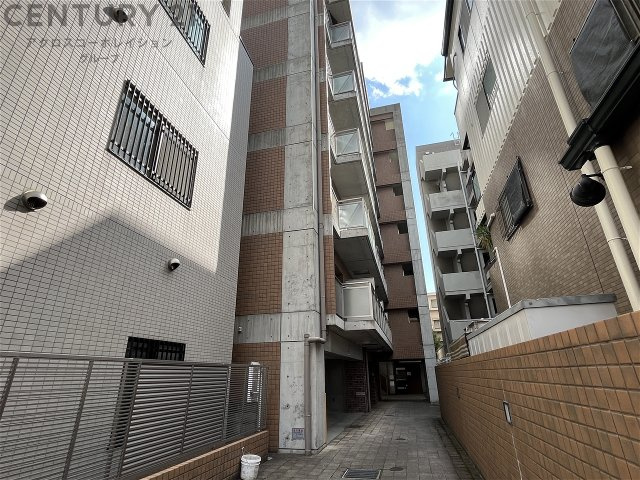 オートロック・防犯カメラ付きで安心です！