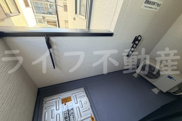 D porta eosのバルコニー