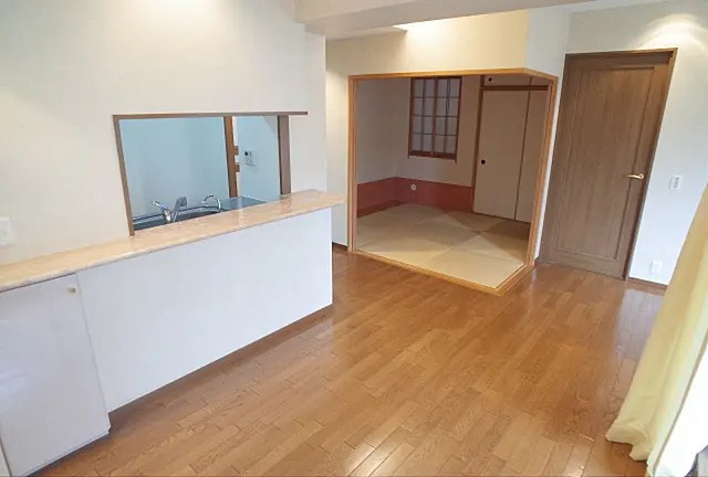 セレッソコート芦屋大原の居間・リビング