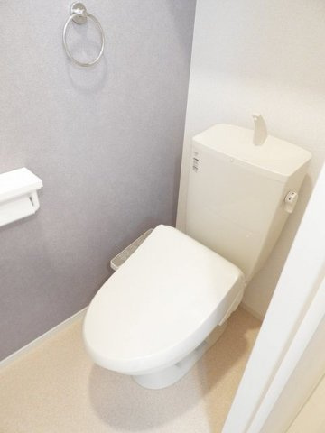 ハートホーム　Ⅱのトイレ|落ち着いたトイレです