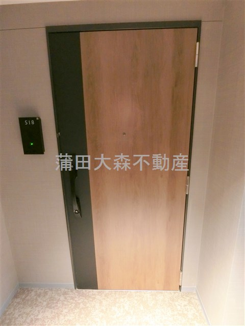プライムネクサス大森北の玄関